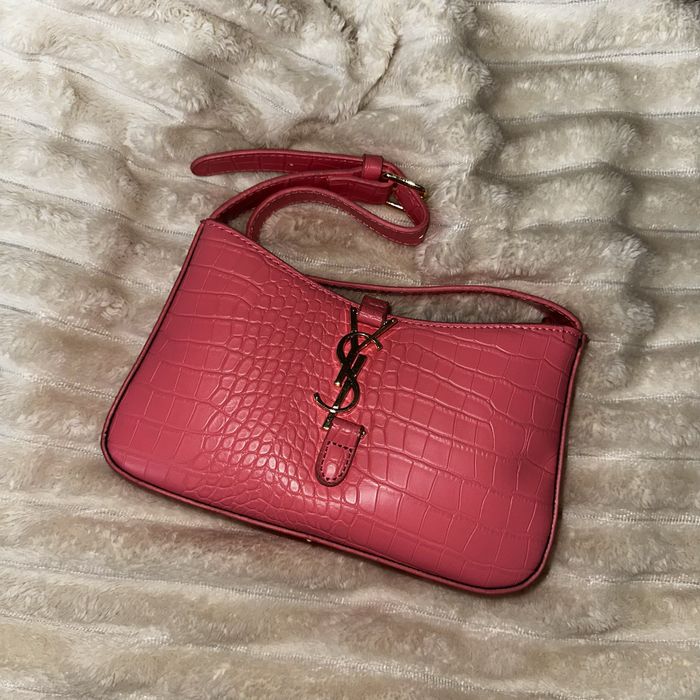 Сумка розовая