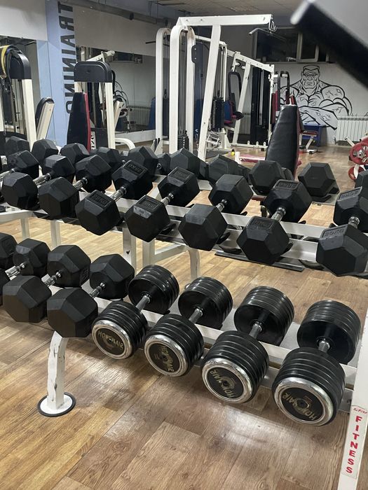 Продаются грифы, гантели, блины, гири разных размеров