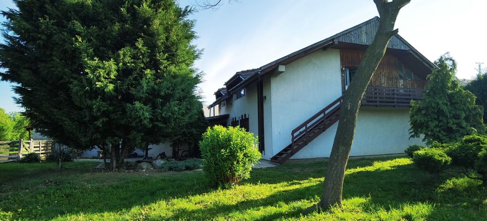 Casă de vânzare – 280 mp utili, teren 500 mp, aproape de centru