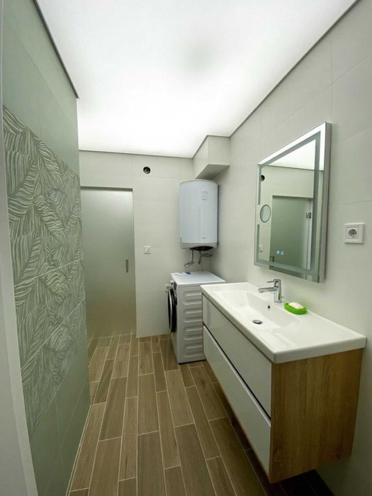 Дава се под наем Тристаен апартамент в Пловдив, Кючук Париж - 100 кв.м за 510 € - Снимка #8