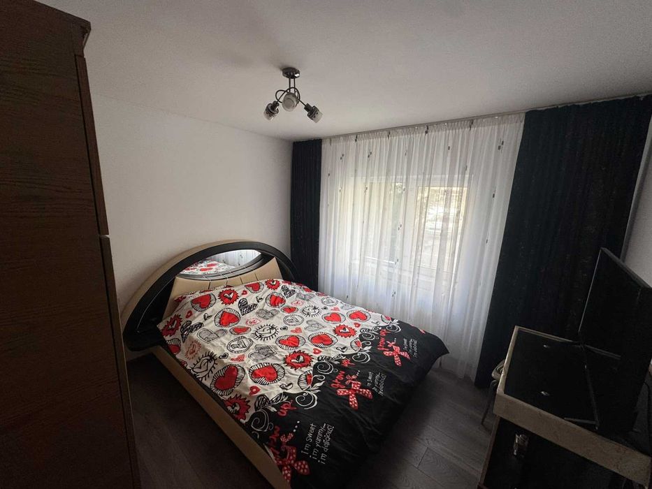 Apartament 3 camere decomandate parter – 70 mp utili | Cartier Jiu, Balș | Renovat si utilat |