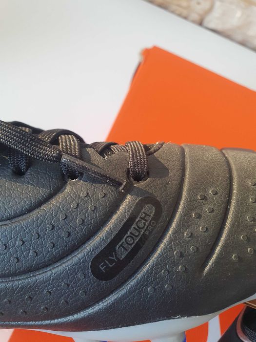 Ghete fotbal Nike Legend 10 Pro