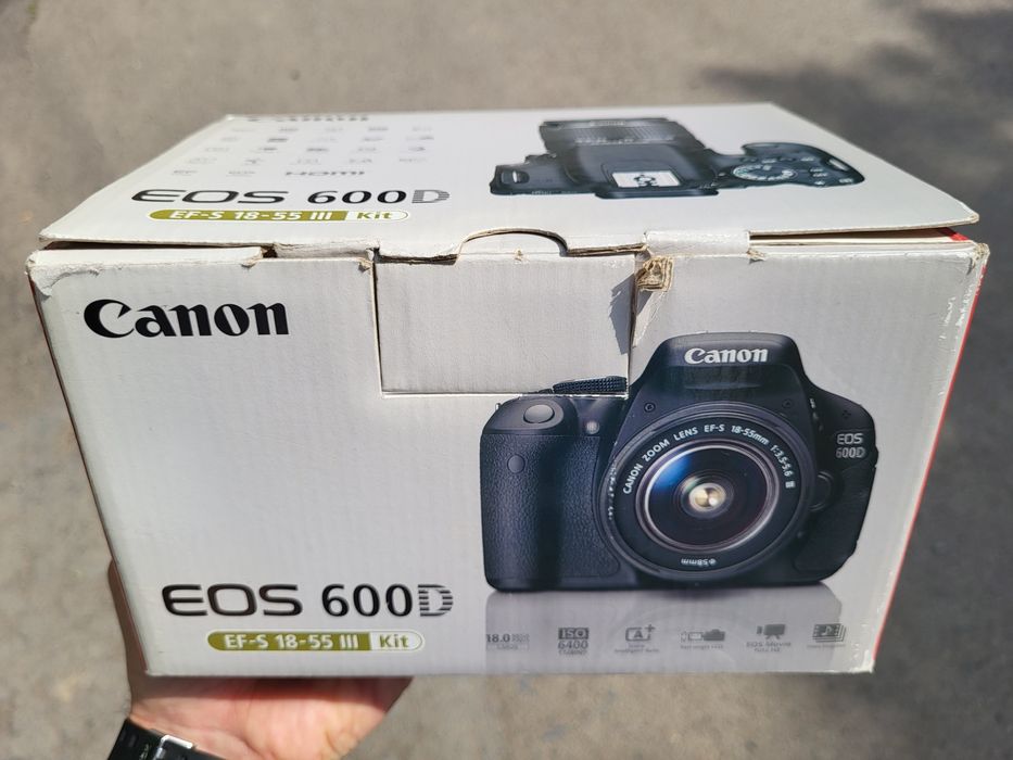 Canon EOS 600D kit (Rebel T3i)