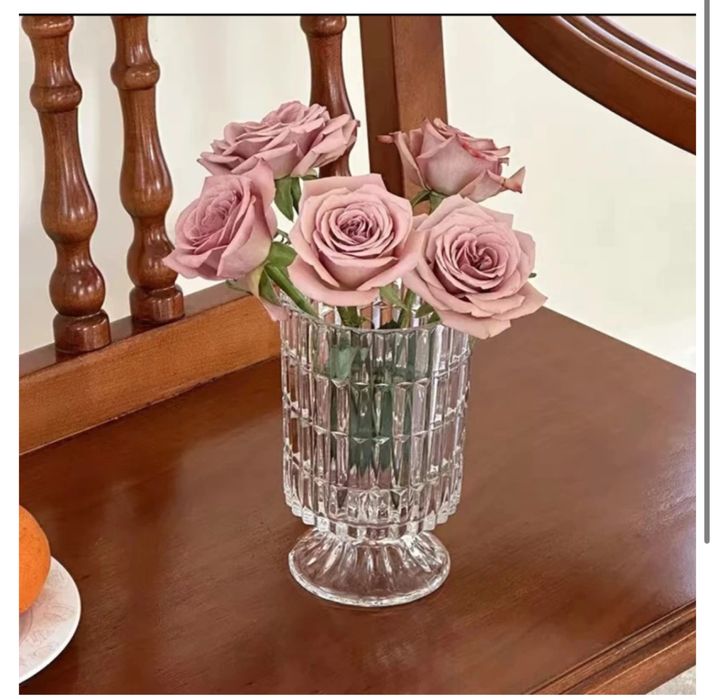 Продам вазу стеклянную