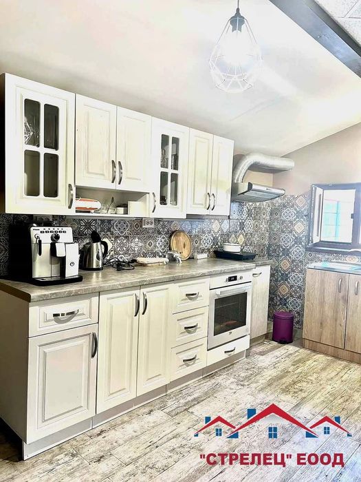 Продава се Къща в Добрич, Добротица - Варненска - 150 кв.м за 816 €/кв.м - Снимка #4