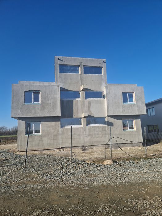 Casa constructie noua Ovidiu