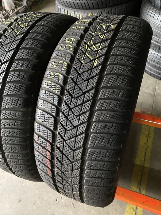 Anvelope iarna 235/50/19 Pirelli Sottozero 3 235 50 19 R19