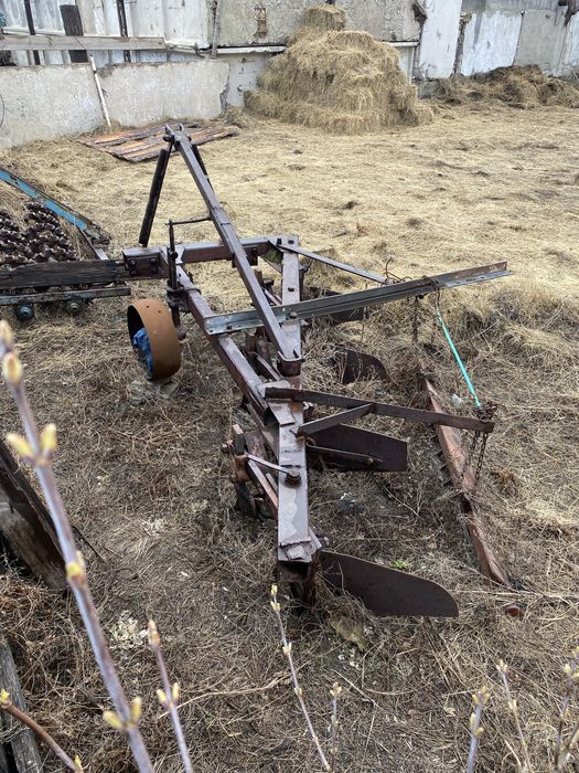 Продам дт 75, плуг , сеялки