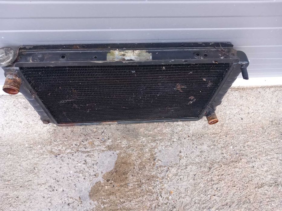 Vand radiator dacia 1300 sau 1310