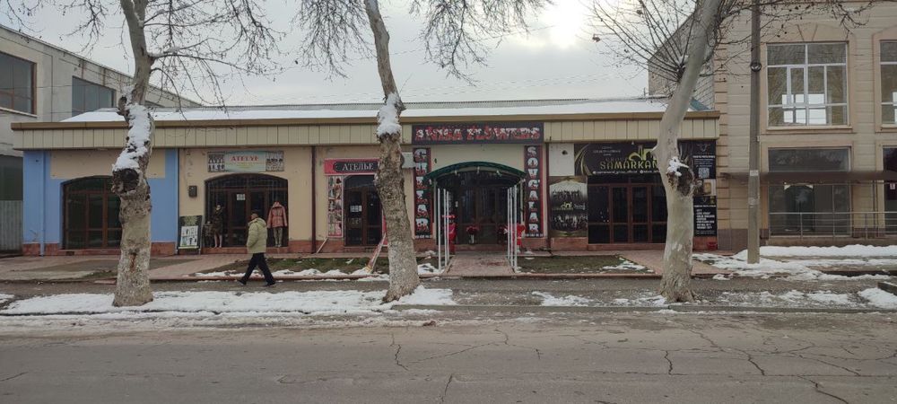 5 ta magazin sotiladi