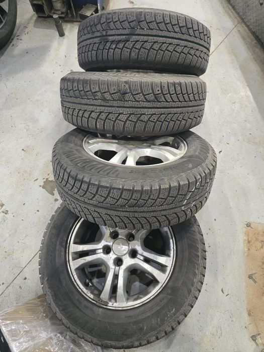 Диски R16 с шинами 215/70 R16