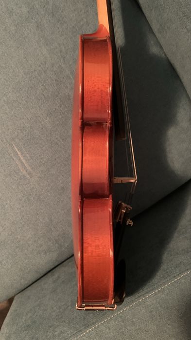 Vioară 3/4 Hora Reghin + arcus + bărbie | Ideală pentru elevi