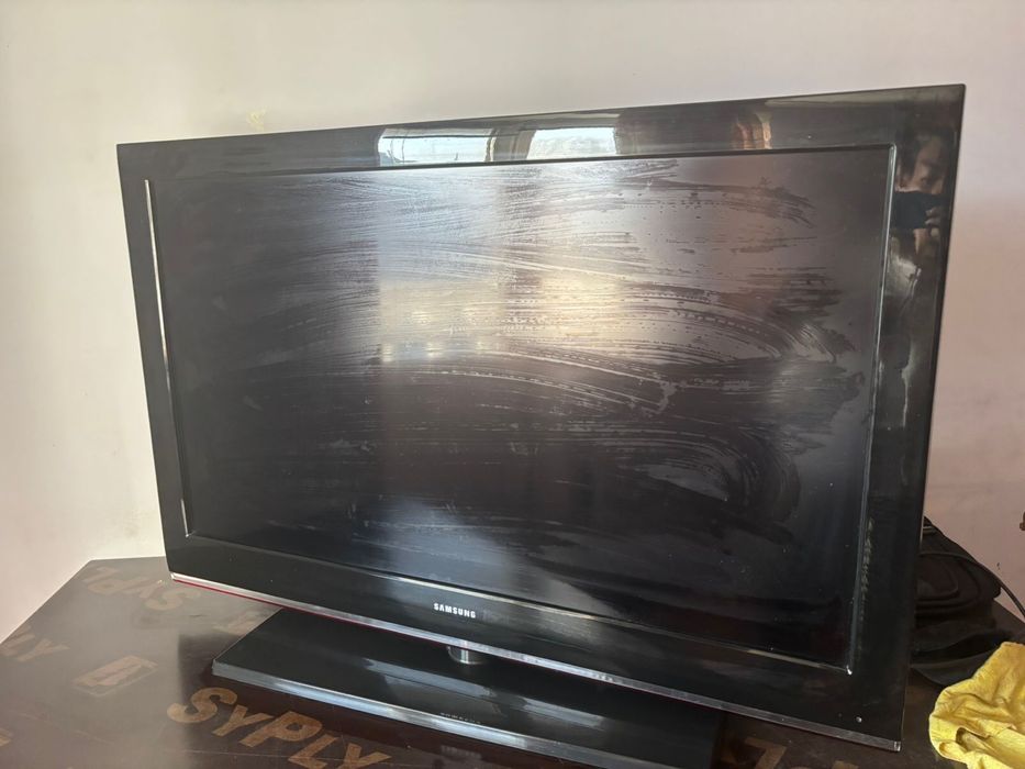 Продается Самсунг Телевизор
