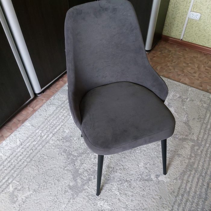 Продам стол со стульями