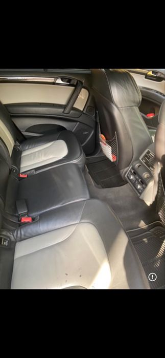Audi Q7 V12 реални