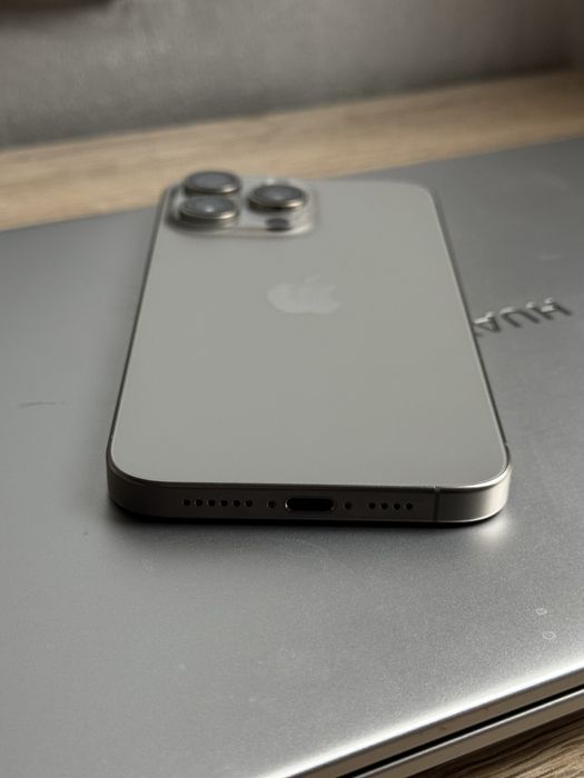 Като нов* Iphone 15 pro max - 100%battery