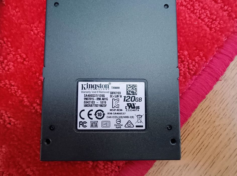 Se vând SSD M2 sata 11 buc 120GB