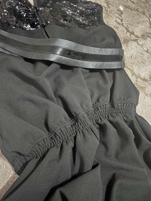 Продаю комбинезон вечерний