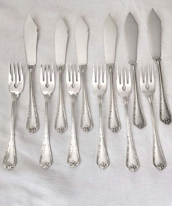 Tacamuri din argint masiv 800 pentru peste