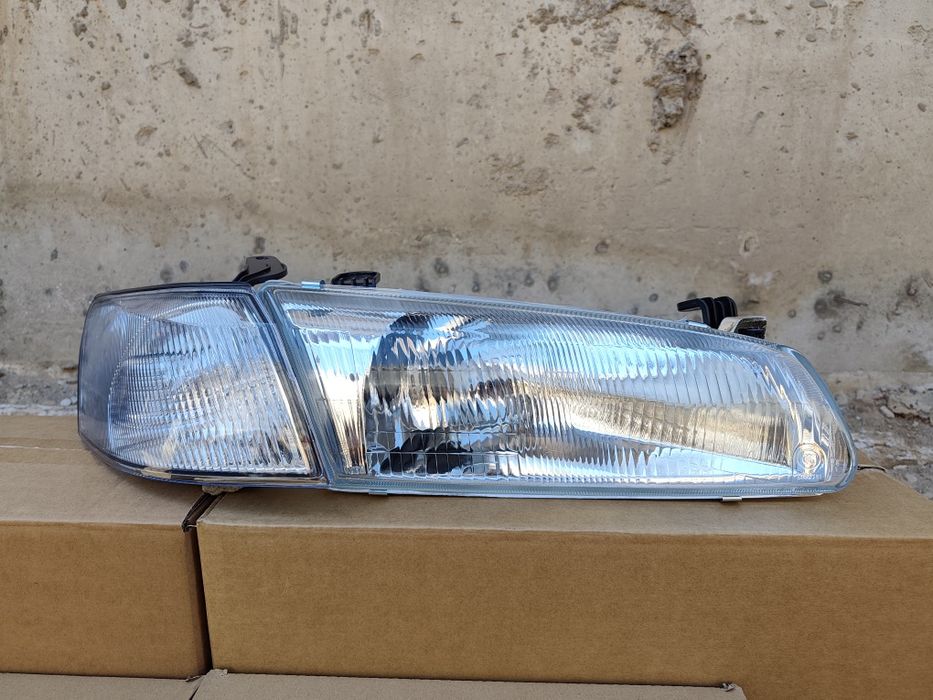 Фара камри 20 евро