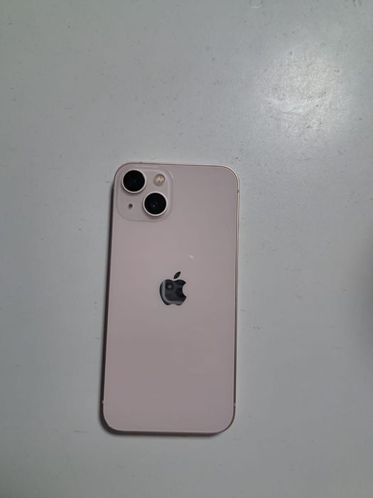 Айфон 13 В отличном состоянии