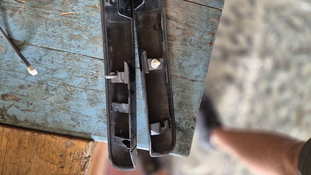 Оригинални лайстни за багажник за Тойота авенсис т25 комби 2003- 2008г