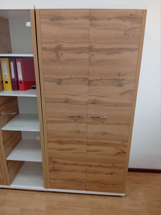 Мебель в офис комлект