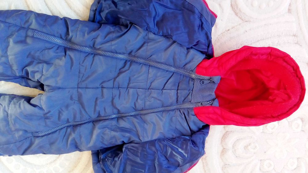 Продам детский комбинезон