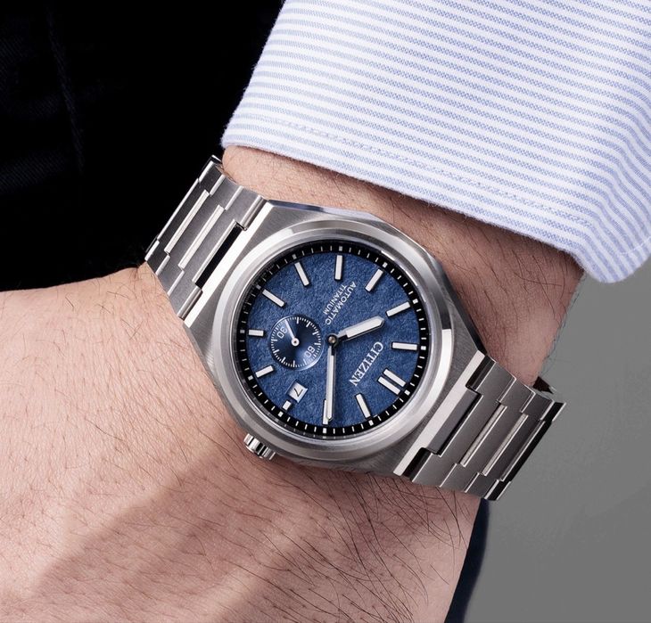 Чисто Нов Citizen Zenshin Super Titanium Automatic Blue NJ0180-80L