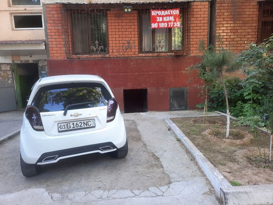 Дом 3 комната чиланзар 19 кв этаж 1