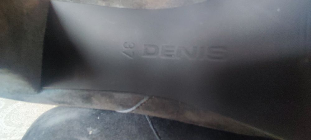 Vând botine piele întoarsă