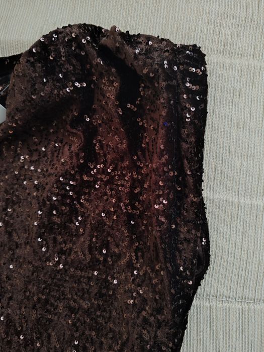 Елегантна дамска рокля с пайети