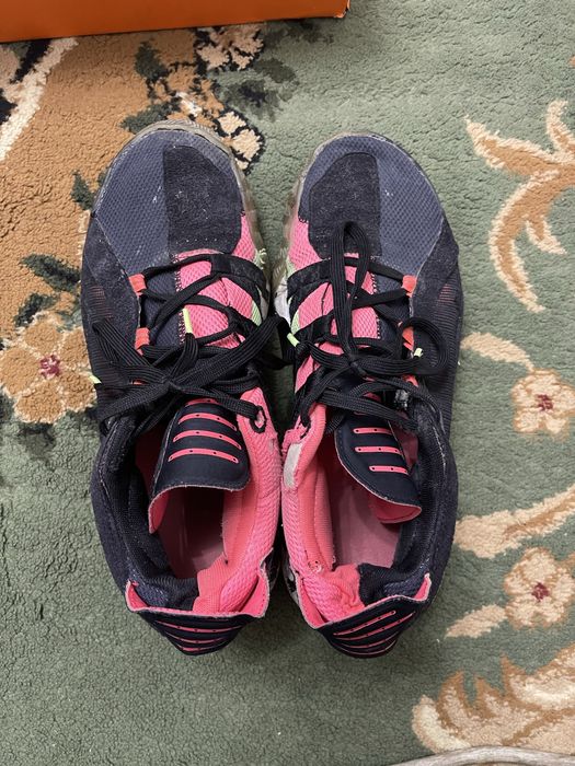 Баскетбольные кроссы оригинал Adidas!