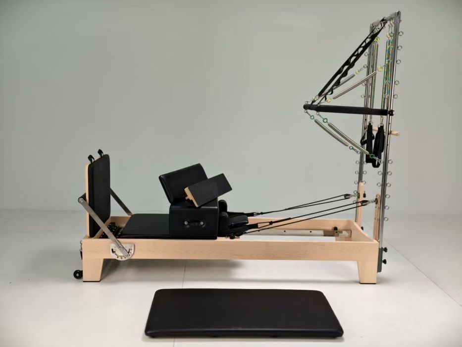 Aparat pilates reformer with tower din lemn de artar (maple)