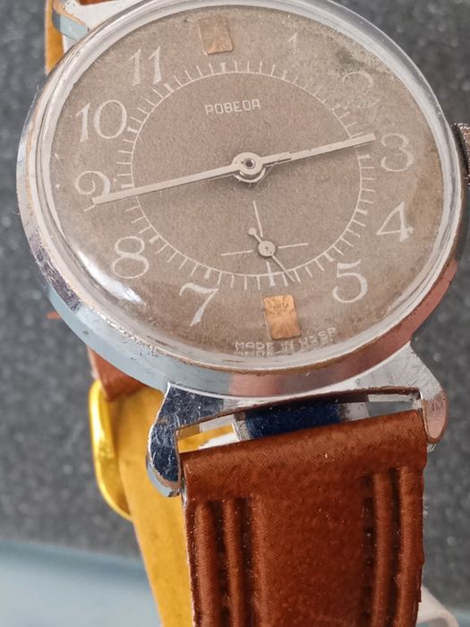 Руски ръчен механичен часовник ПОБЕДА