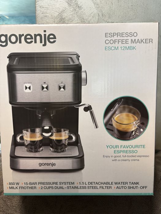 Продавам нова кафе машина gorenje, кафе машината е в гаранция, работи!