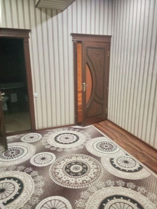 1xonalik 4-qavatda liftlikn domdan sotiladi  6mikrorayon