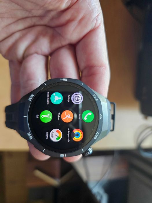 Huawei Watch GT 5 Pro (46mm, Black) – Титаниев корпус, състояние като нов