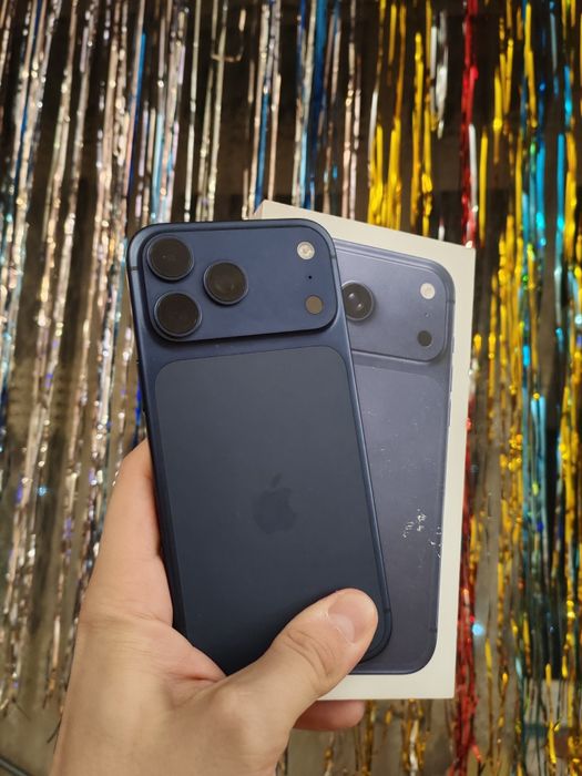 17 Pro Max 256gb blue официалка