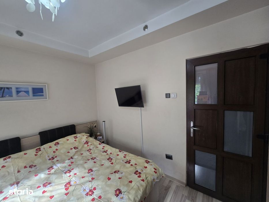 Apartament 2 camere, balcon, etaj 1, Piatra Neamț