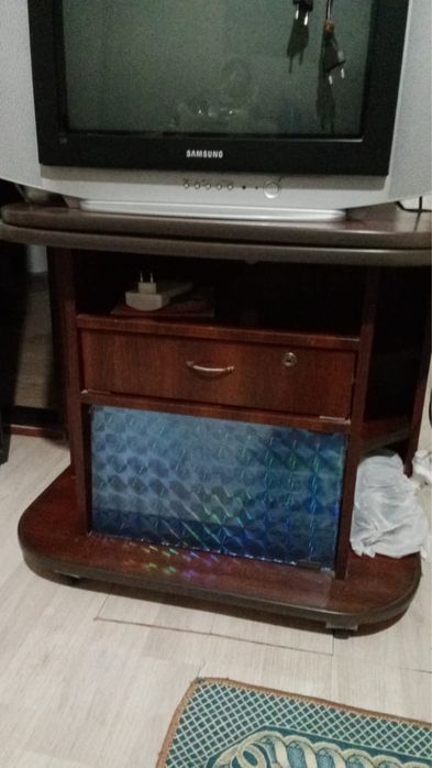 Тумба под телевизор