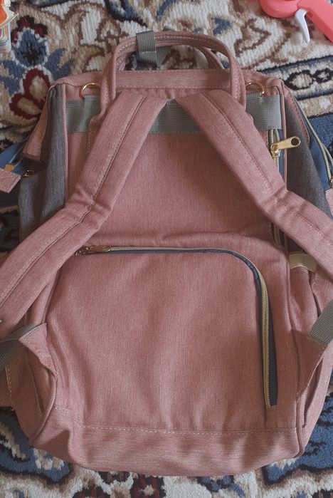 Продам рюкзак для мам