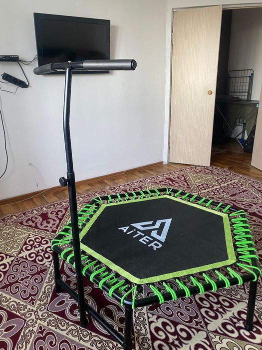 Продается компактный фитнес-батут