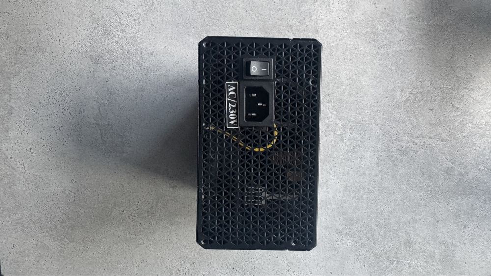 Sursa modulara Mars Gaming 750W