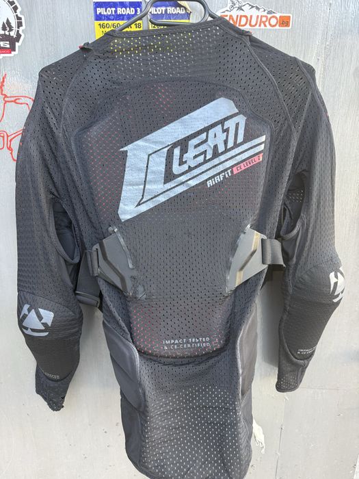Leatt 3DF airfit S/M жилетка за ендуро/мотокрос