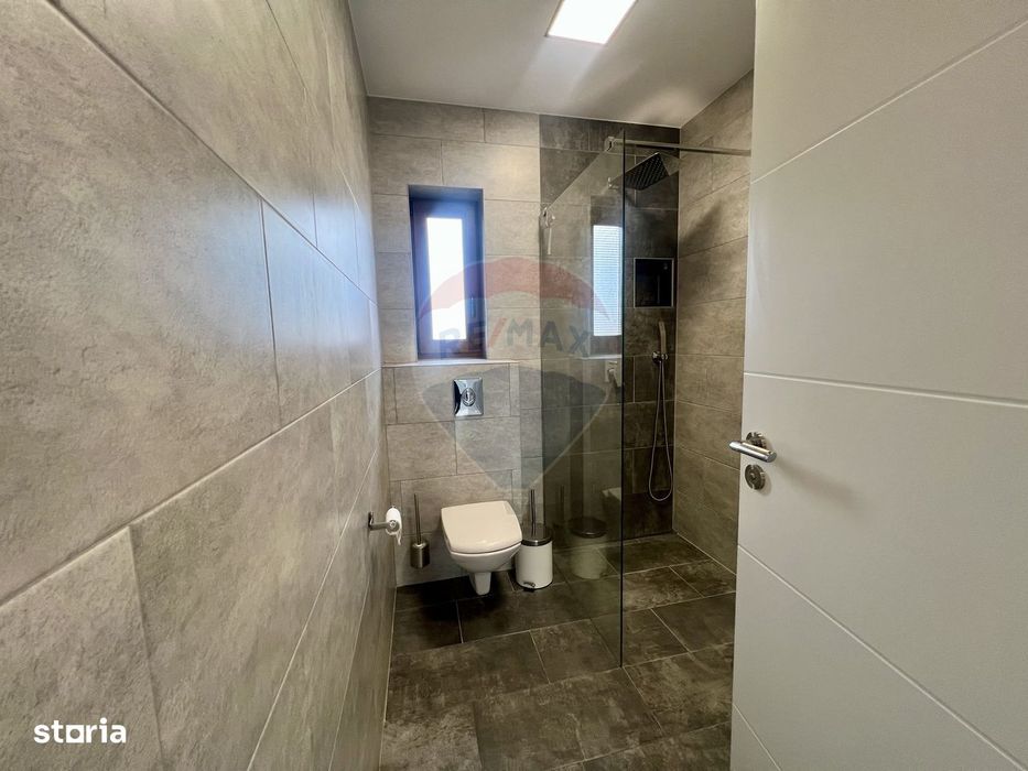 Apartament Premium cu 3 Camere și Terasă Generoasă