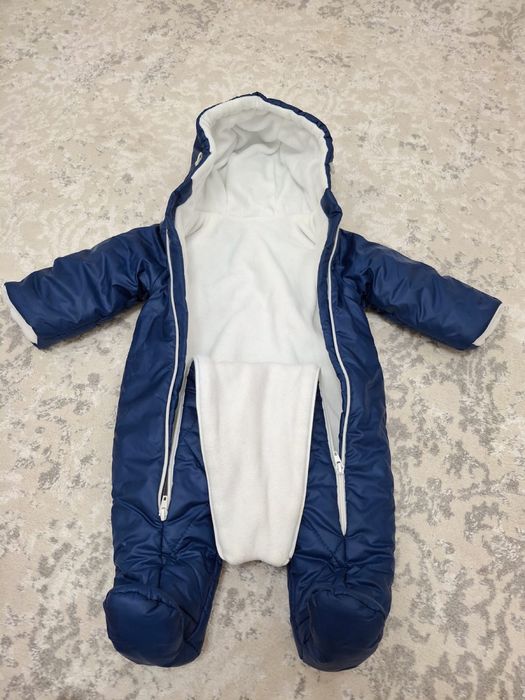 Продам куртку детскую