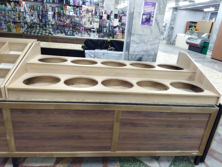 Полка для магазина