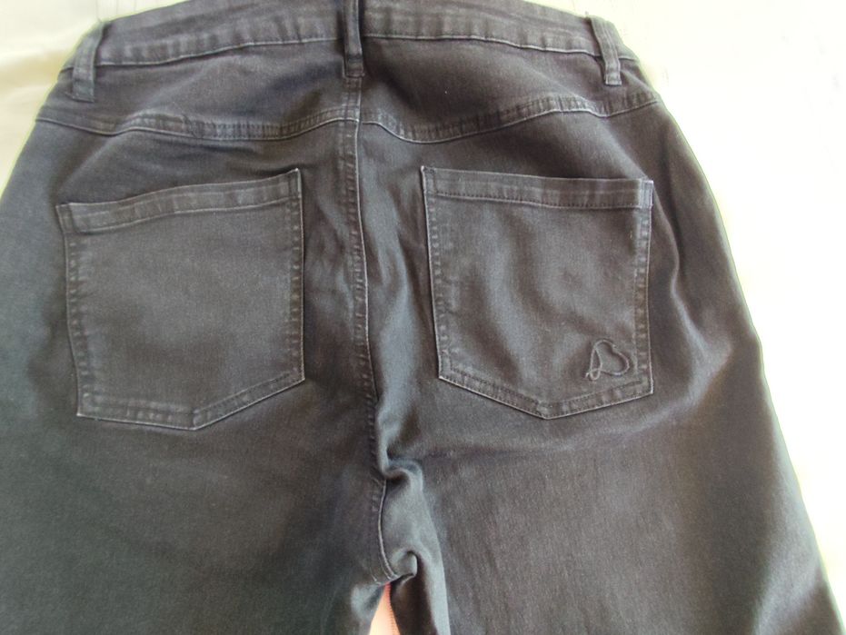 Blugi negri  damă skinny
