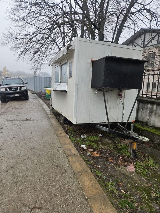 Каравана за бързо хранене